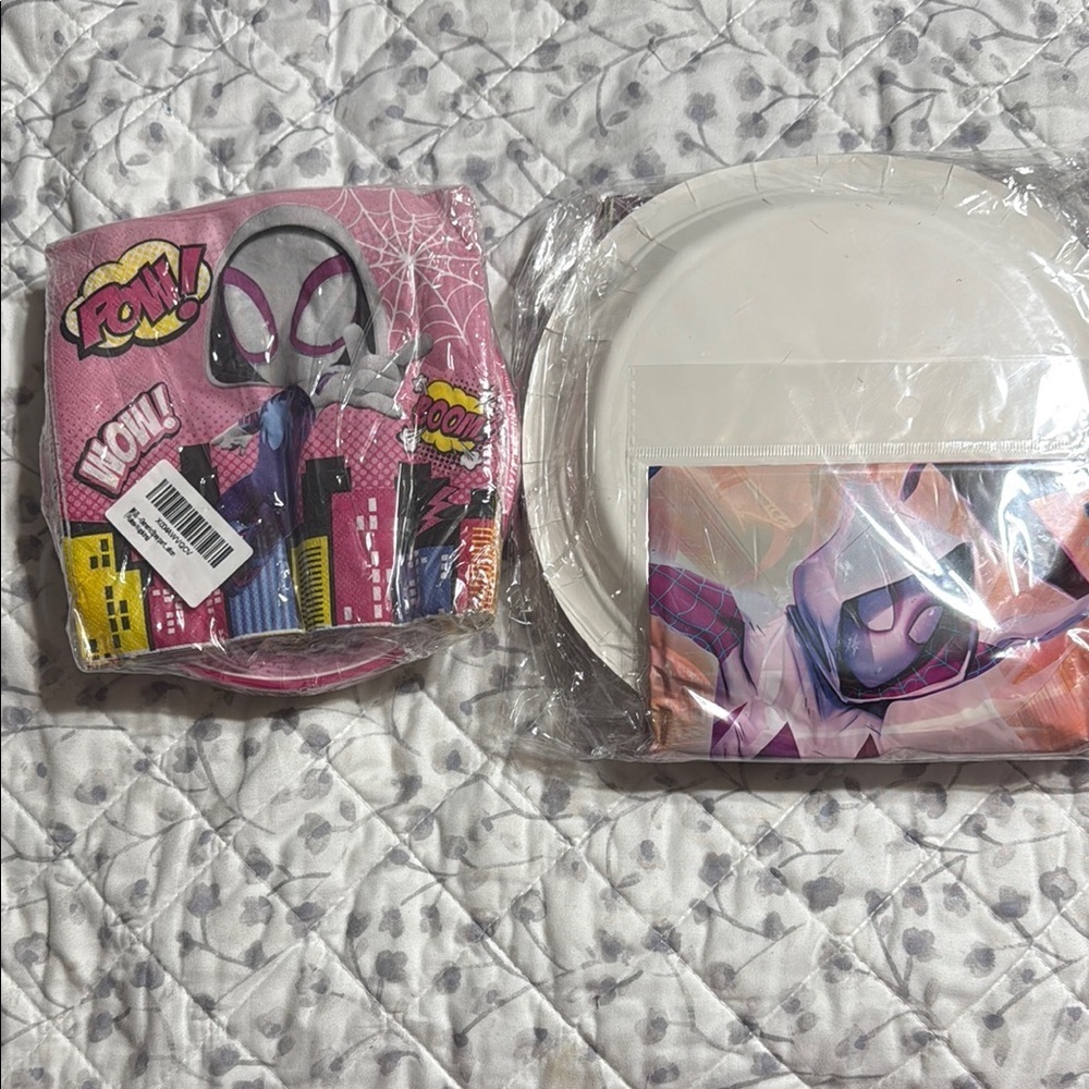 Pink hero Party Supplies Set - Pink and White